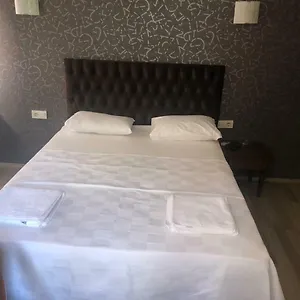 Kare Nisantasi , İstanbul Türkiye